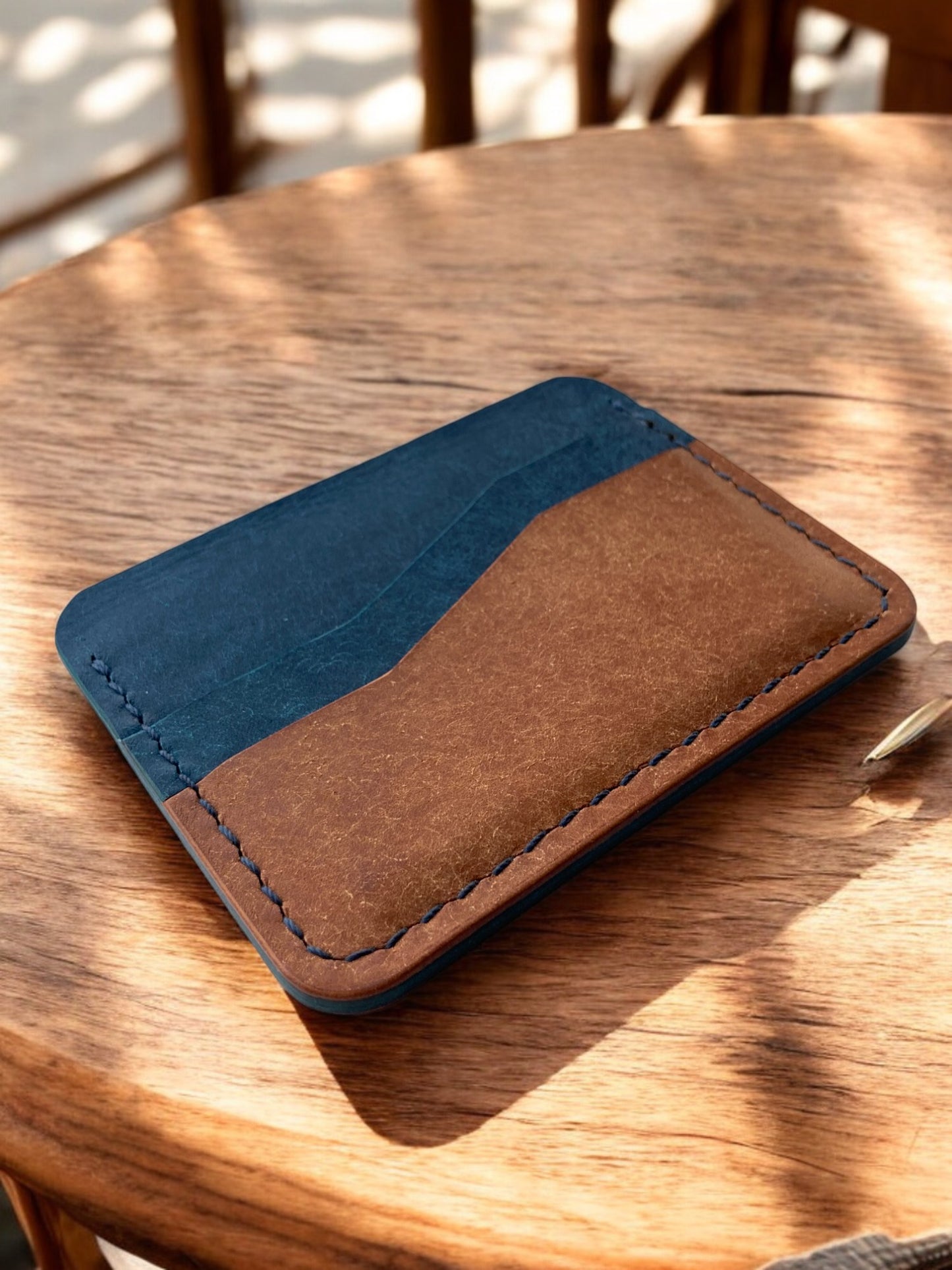 Arkos lederen kaarthouder in blauw en cognac
