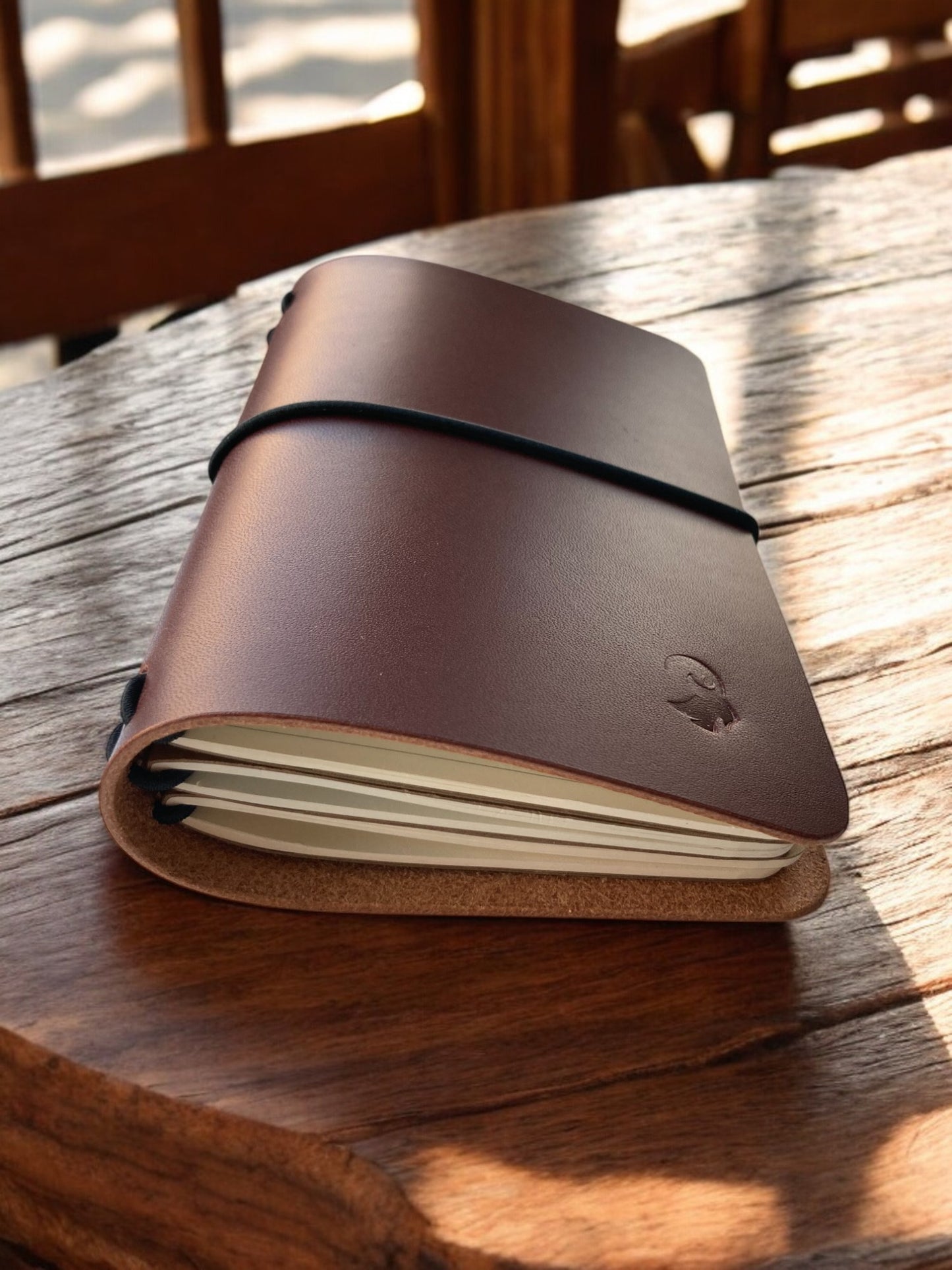 Notebook Cover in Midori-stijl in donker cognac leder